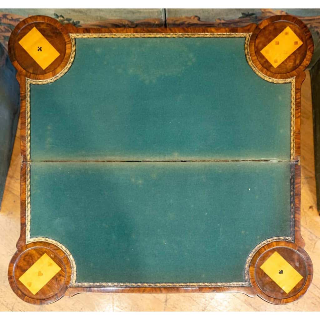 Table à Jeux En Marqueterie. XVIII ème Siècle. | Biron Table à Jeux En Marqueterie. XVIII ème Siècle.
