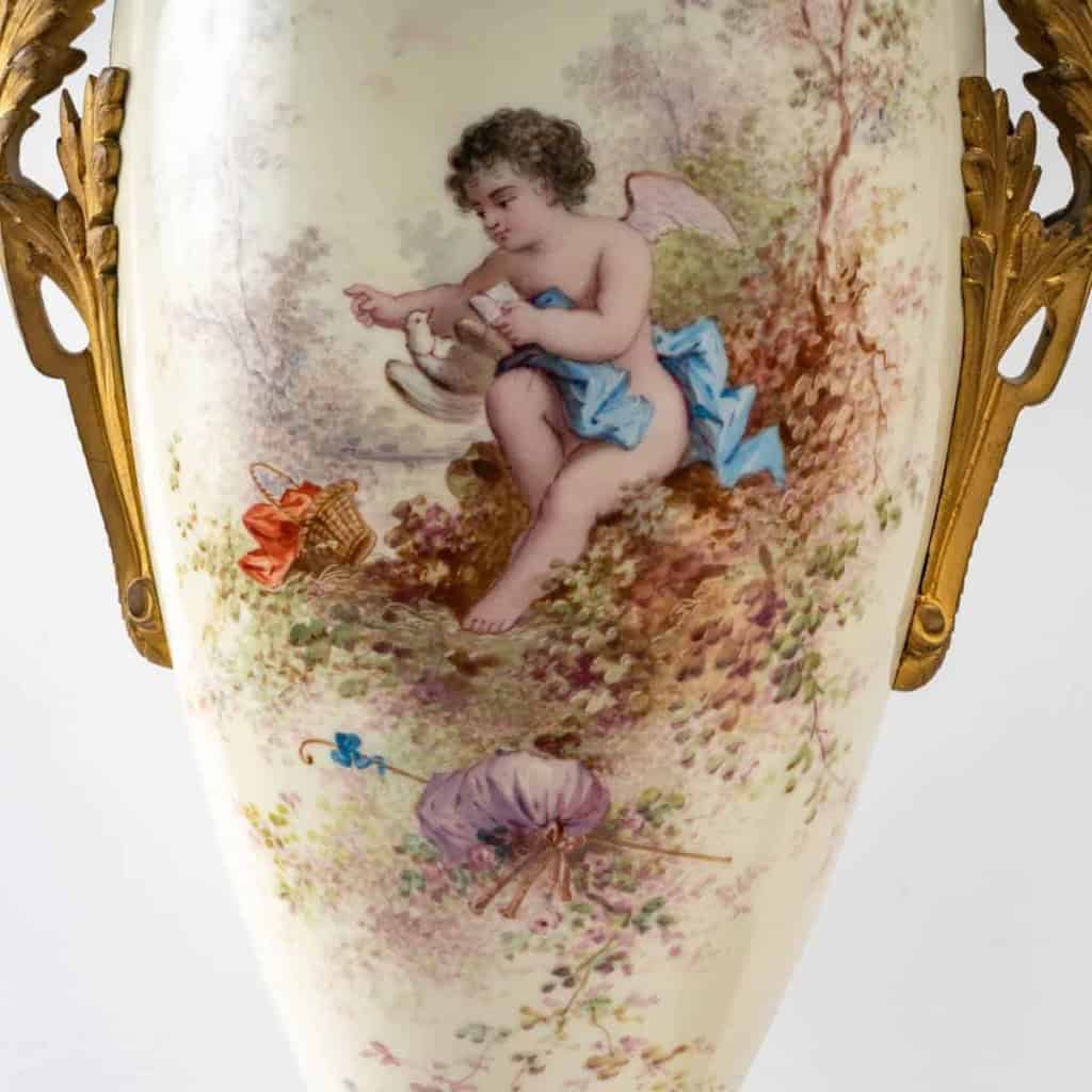 Paire de vases de Sèvres | Biron Paire de vases de Sèvres