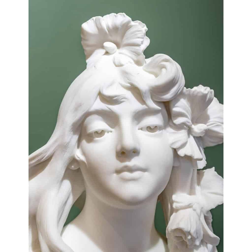 Buste En Marbre De Carrare. Floreal Signé Jean Foretay 1861-1944 | Biron Buste En Marbre De Carrare. Floreal Signé Jean Foretay 1861-1944