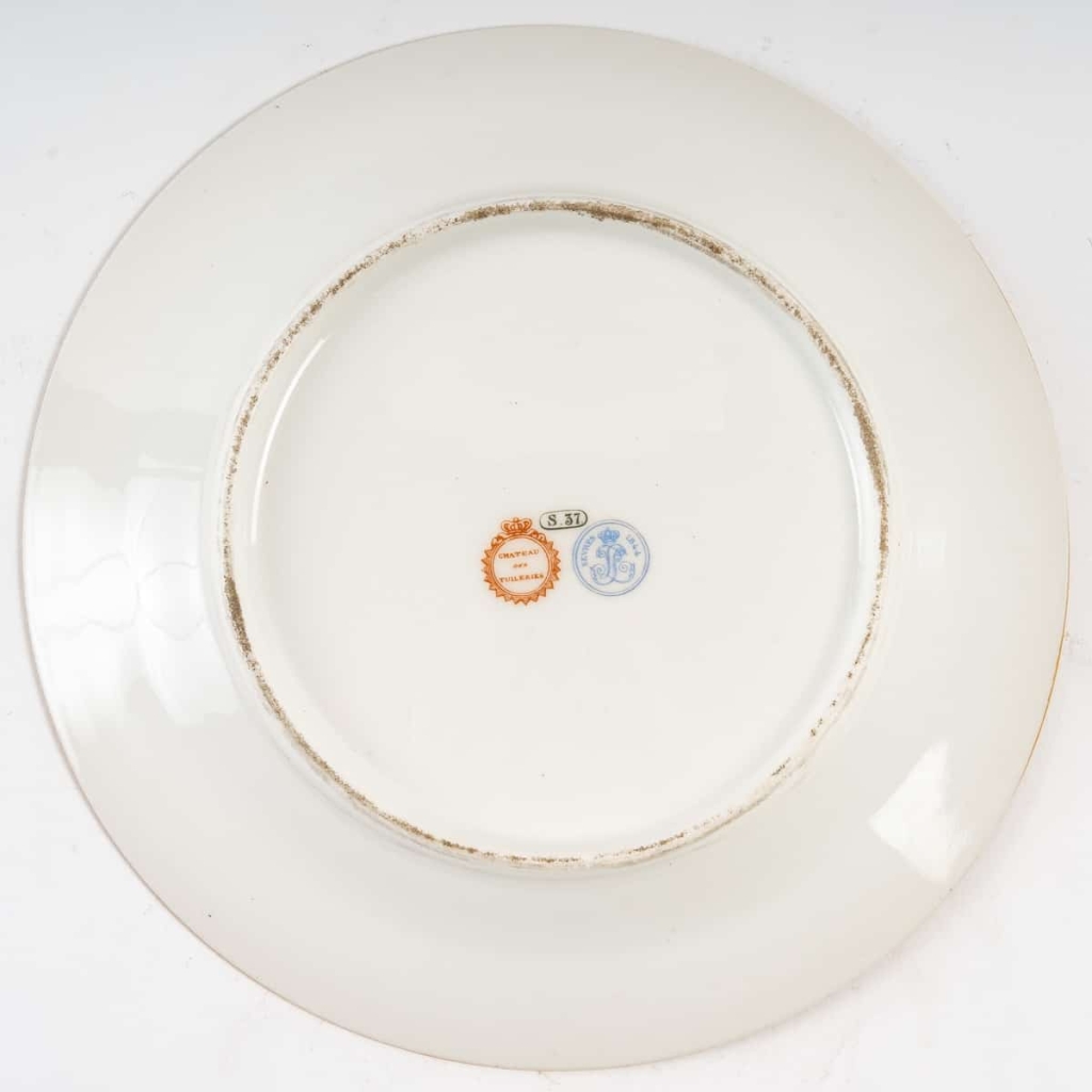 Assiette de Sèvres époque Louis Philippe | Biron Assiette de Sèvres époque Louis Philippe