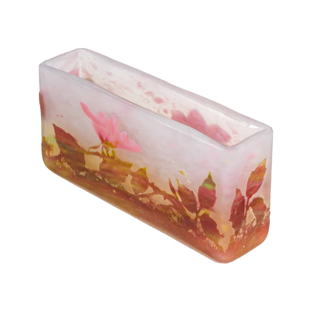 Daum Nancy : porte bouquet » rose » application | Biron |||||||