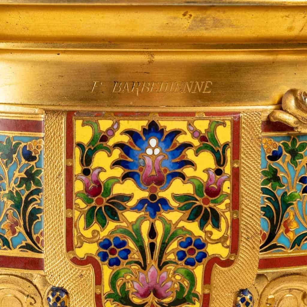 Centre de table en bronze émaillé, Barbedienne et base en marbre rouge, XIXème siècle | Biron Centre de table en bronze émaillé, Barbedienne et base en marbre rouge, XIXème siècle