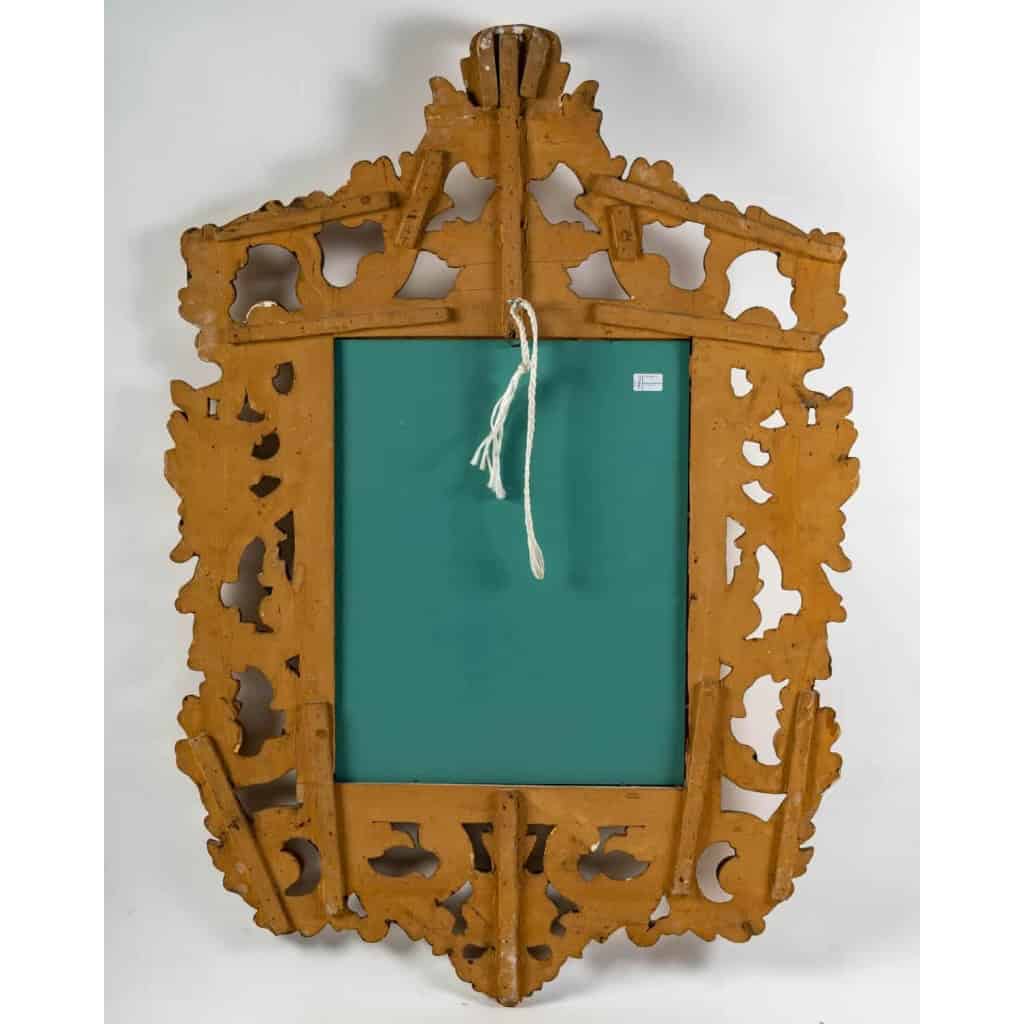 Miroir italien en bois sculpté et doré, XIXème siècle | Biron Miroir italien en bois sculpté et doré, XIXème siècle