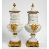 Paire de vases en Biscuit fin XIXè siècle | Biron Paire de vases en Biscuit fin XIXè siècle