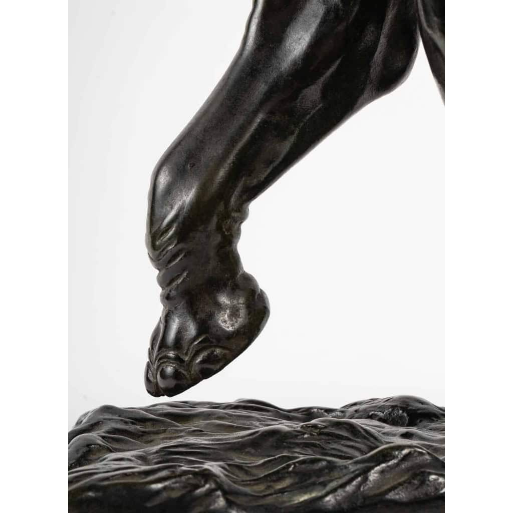 Sculpture en bronze et ivoire, Éléphant en marche, signée Boudarel | Biron Sculpture en bronze et ivoire, Éléphant en marche, signée Boudarel