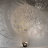 Paire de Lampes « Dahlias » verre blanc – piètements Art-Deco bronze nickelé de René LALIQUE | Biron Paire de Lampes "Dahlias" verre blanc - piètements Art-Deco bronze nickelé de René LALIQUE
