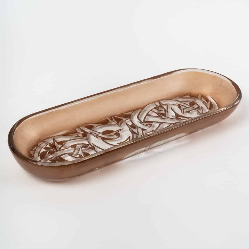 Partie de Garniture de Toilette « Epines » verre blanc patiné sépia de René LALIQUE – 4 pièces | Biron Partie de Garniture de Toilette "Epines" verre blanc patiné sépia de René LALIQUE - 4 pièces