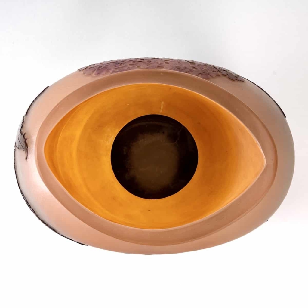 Vase Gourde « Verveine » verre multicouche dégagé à l’acide d’Emile Gallé | Biron Vase Gourde "Verveine" verre multicouche dégagé à l'acide d'Emile Gallé