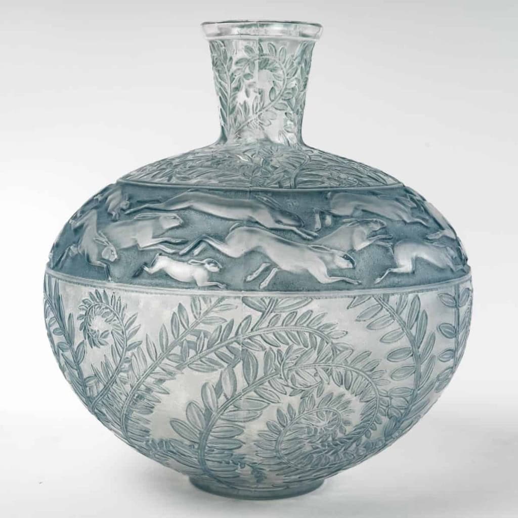 Vase « Lièvres » verre blanc patiné bleu de René LALIQUE | Biron ||||||