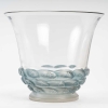 Vase « Monaco » verre blanc patiné bleu de René LALIQUE | Biron ||||||