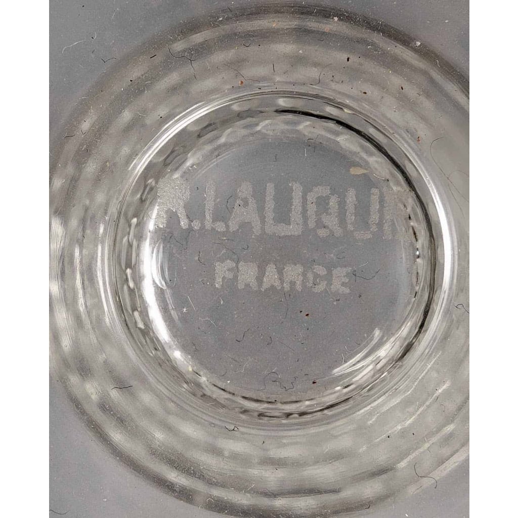 Service à Bordeaux « Bourgueil » verre blanc de René LALIQUE – 10 pièces | Biron Service à Bordeaux "Bourgueil" verre blanc de René LALIQUE - 10 pièces