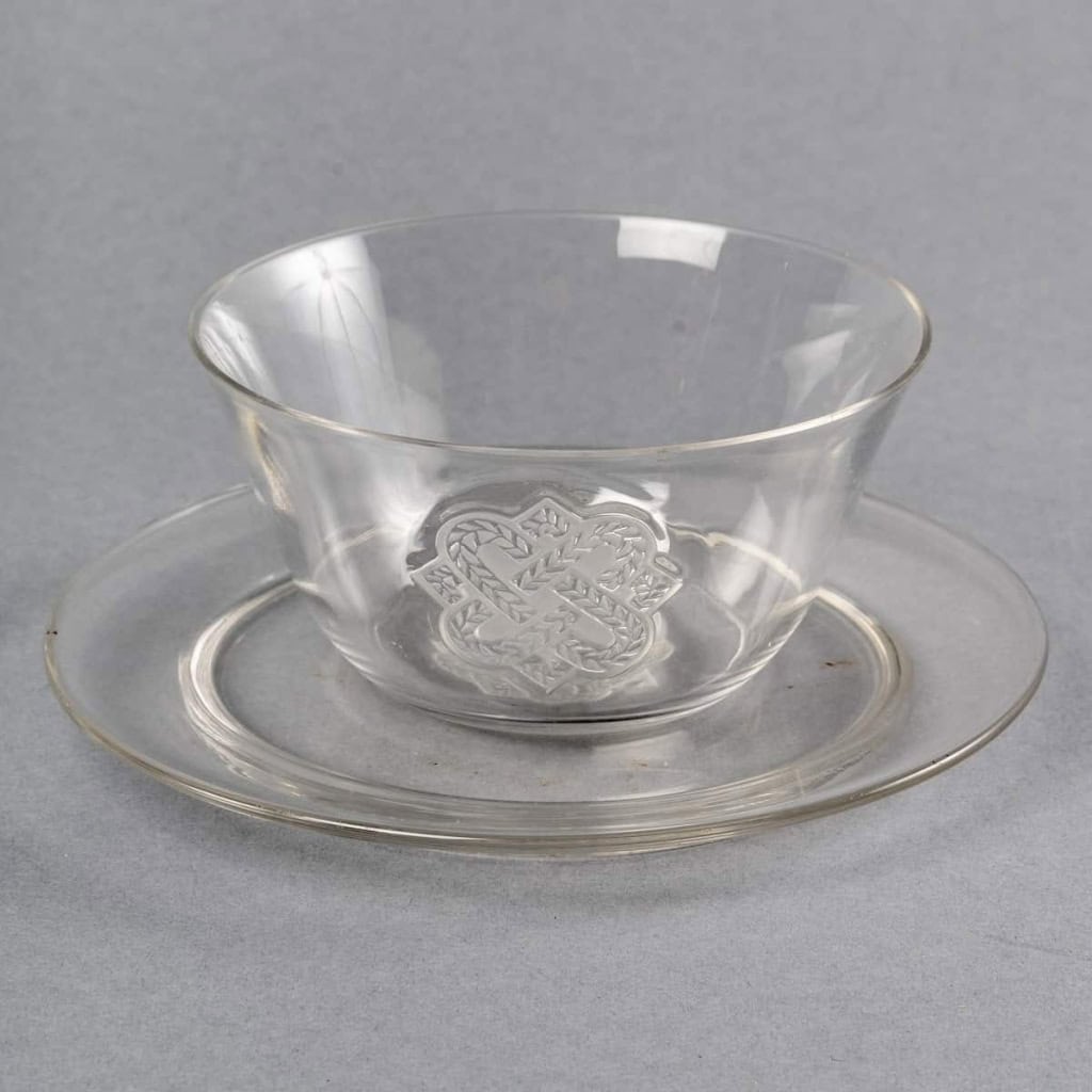 Service "Molsheim" verre blanc de René LALIQUE - 12 pièces