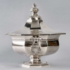 Légumier Soupière Surtout Centre De Table Style Louis XVI argent massif d’ODIOT | Biron Légumier Soupière Surtout Centre De Table Style Louis XVI argent massif d'ODIOT