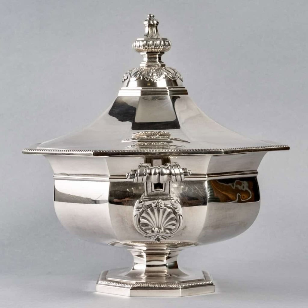 Légumier Soupière Surtout Centre De Table Style Louis XVI argent massif d’ODIOT | Biron Légumier Soupière Surtout Centre De Table Style Louis XVI argent massif d'ODIOT