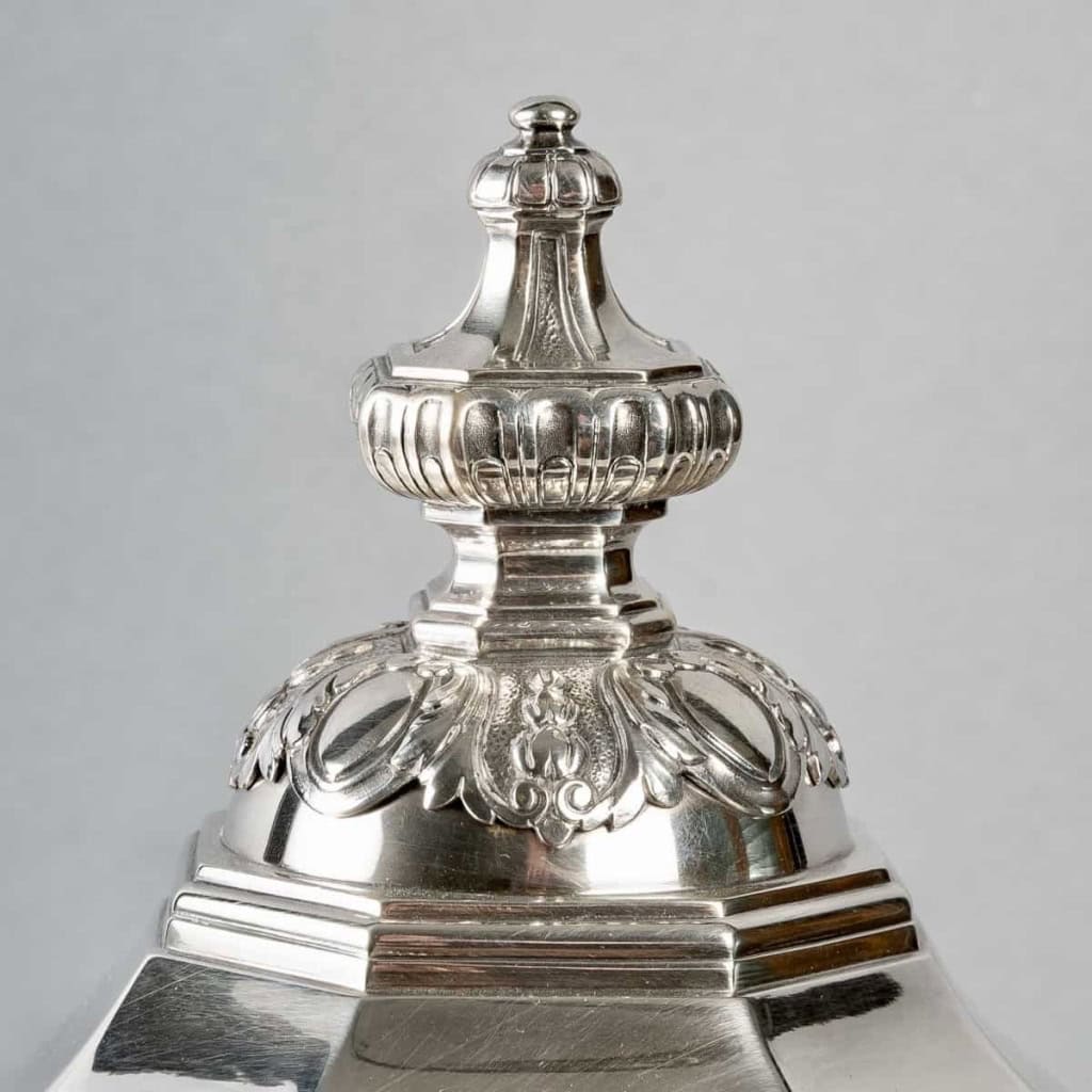 Légumier Soupière Surtout Centre De Table Style Louis XVI argent massif d’ODIOT | Biron Légumier Soupière Surtout Centre De Table Style Louis XVI argent massif d'ODIOT