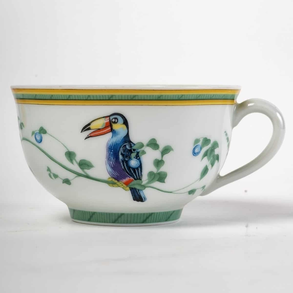 Service à Café Thé « Toucans » porcelaine de Limoges de HERMES – 18 Pièces | Biron Service à Café Thé "Toucans" porcelaine de Limoges de HERMES - 18 Pièces