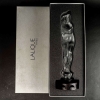 Statuette « Grande Nue Lierre » cristal blanc de LALIQUE FRANCE d’après un modèle de René LALIQUE | Biron Statuette "Grande Nue Lierre" cristal blanc de LALIQUE FRANCE d'après un modèle de René LALIQUE