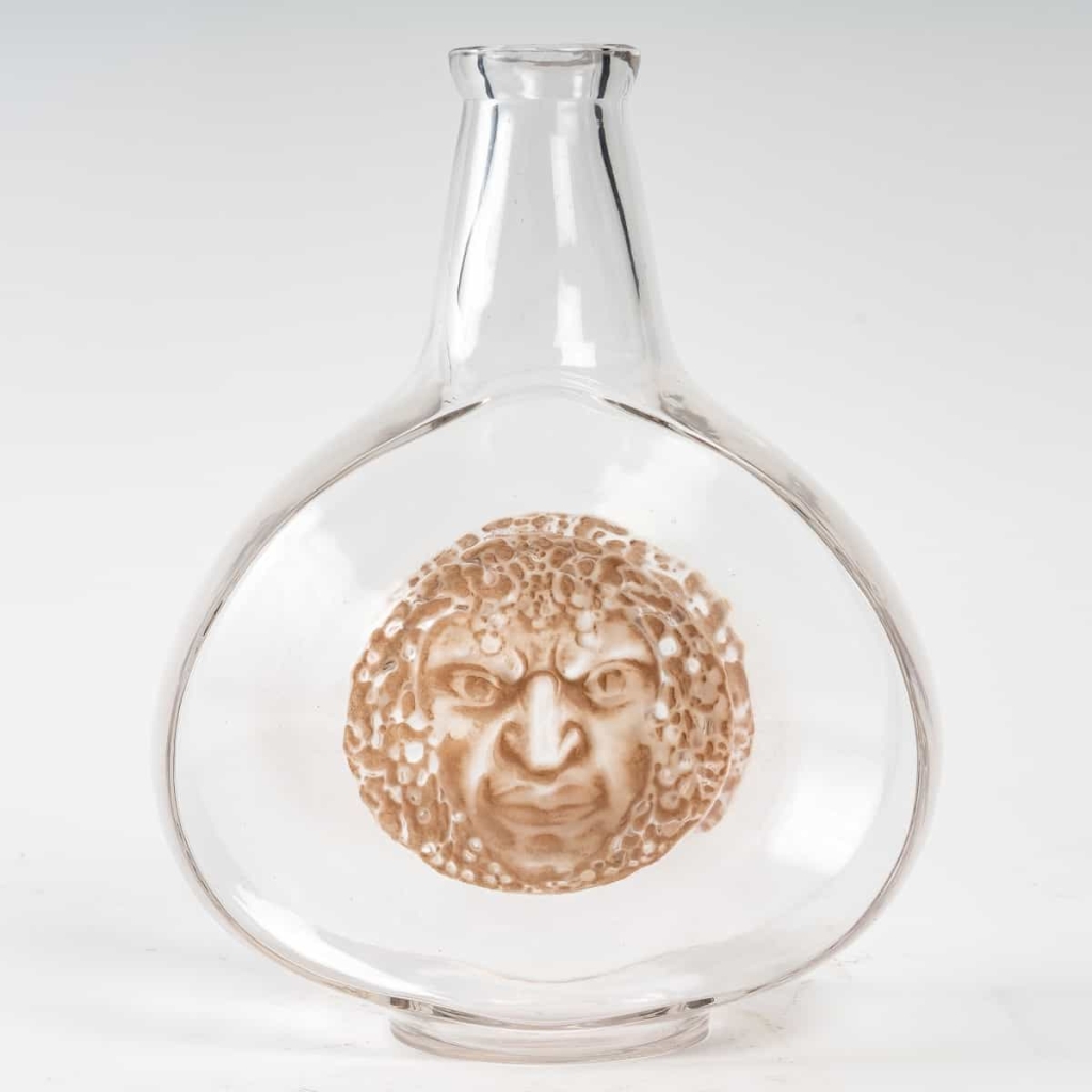 Carafe « Masques » verre blanc patiné sépia de René LALIQUE | Biron |||||||