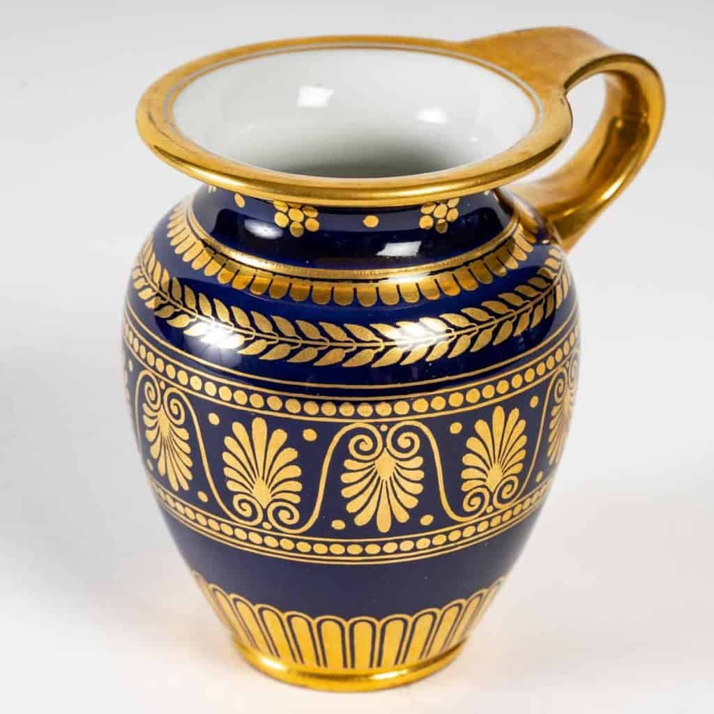 Pot à lait de Sèvres, 1838 | Biron Pot à lait de Sèvres, 1838