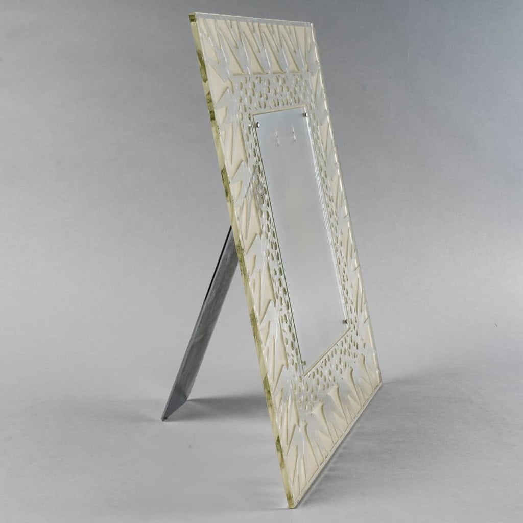 Cadre « Muguet et Hirondelles » verre blanc de René LALIQUE | Biron Cadre "Muguet et Hirondelles" verre blanc de René LALIQUE