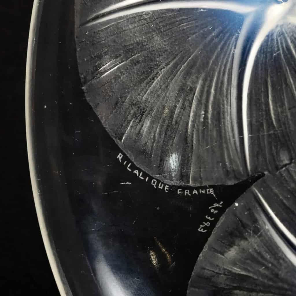 Coupe « Volubilis » verre opalescent de René LALIQUE | Biron Coupe "Volubilis" verre opalescent de René LALIQUE