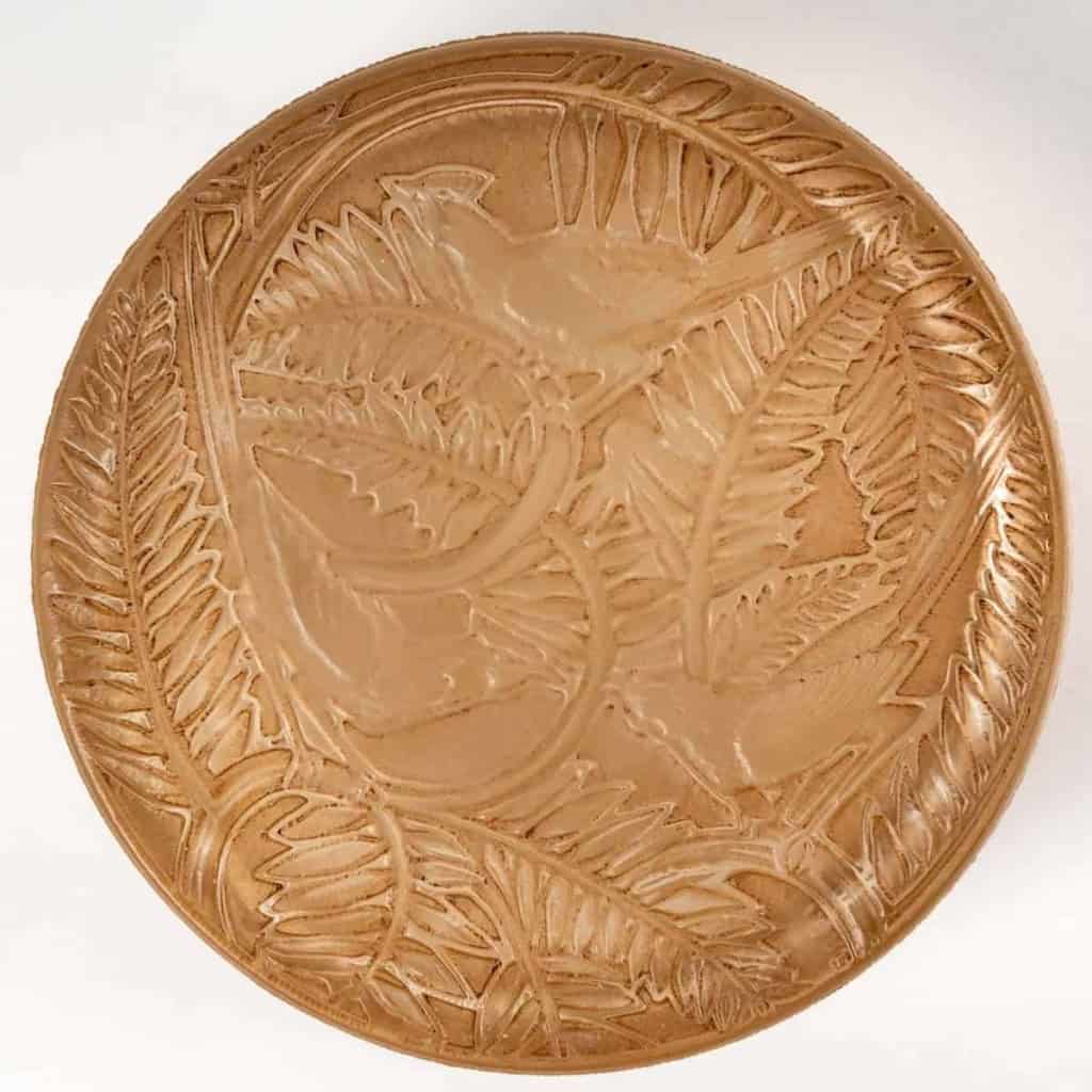 Boite « Vaucluse » verre blanc patiné sépia de René LALIQUE | Biron ||||||