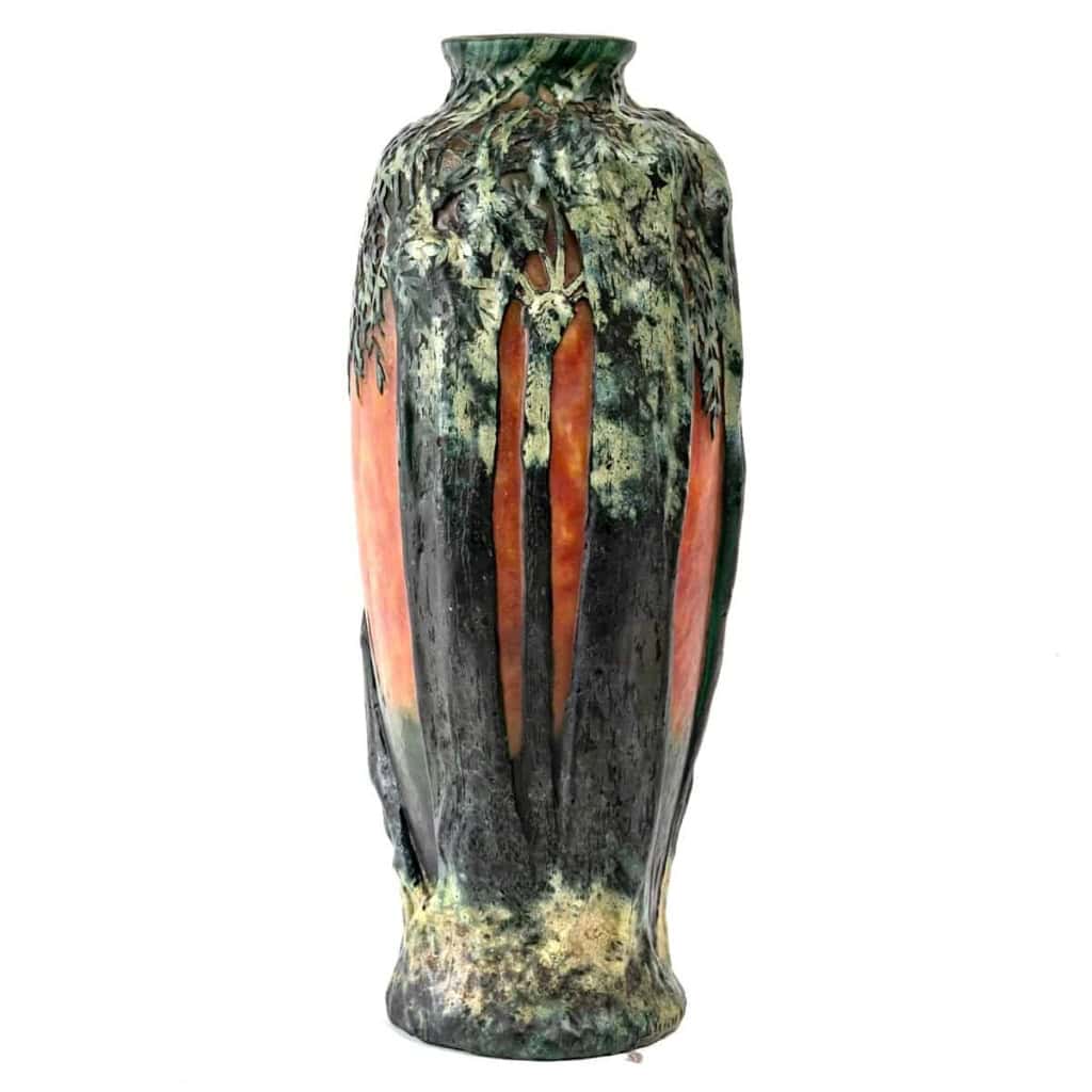 Vase verre multicouche dégagé à l’acide vert et orange de DAUM NANCY | Biron Vase verre multicouche dégagé à l'acide vert et orange de DAUM NANCY