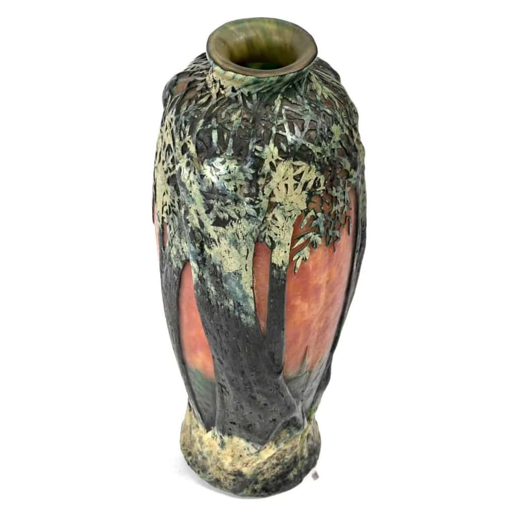 Vase verre multicouche dégagé à l’acide vert et orange de DAUM NANCY | Biron Vase verre multicouche dégagé à l'acide vert et orange de DAUM NANCY