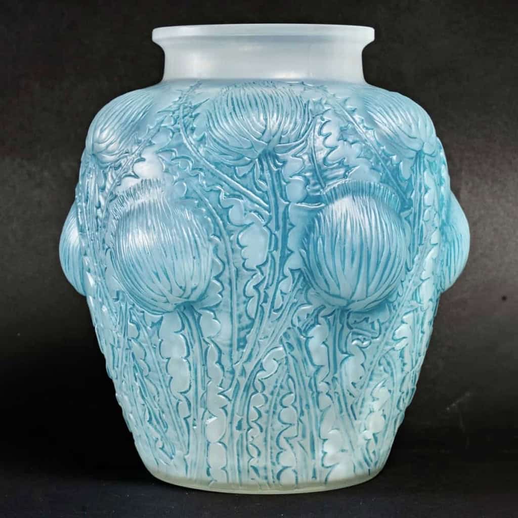 Vase « Domrémy » verre opalescent double couche patiné bleu de René LALIQUE | Biron ||||||