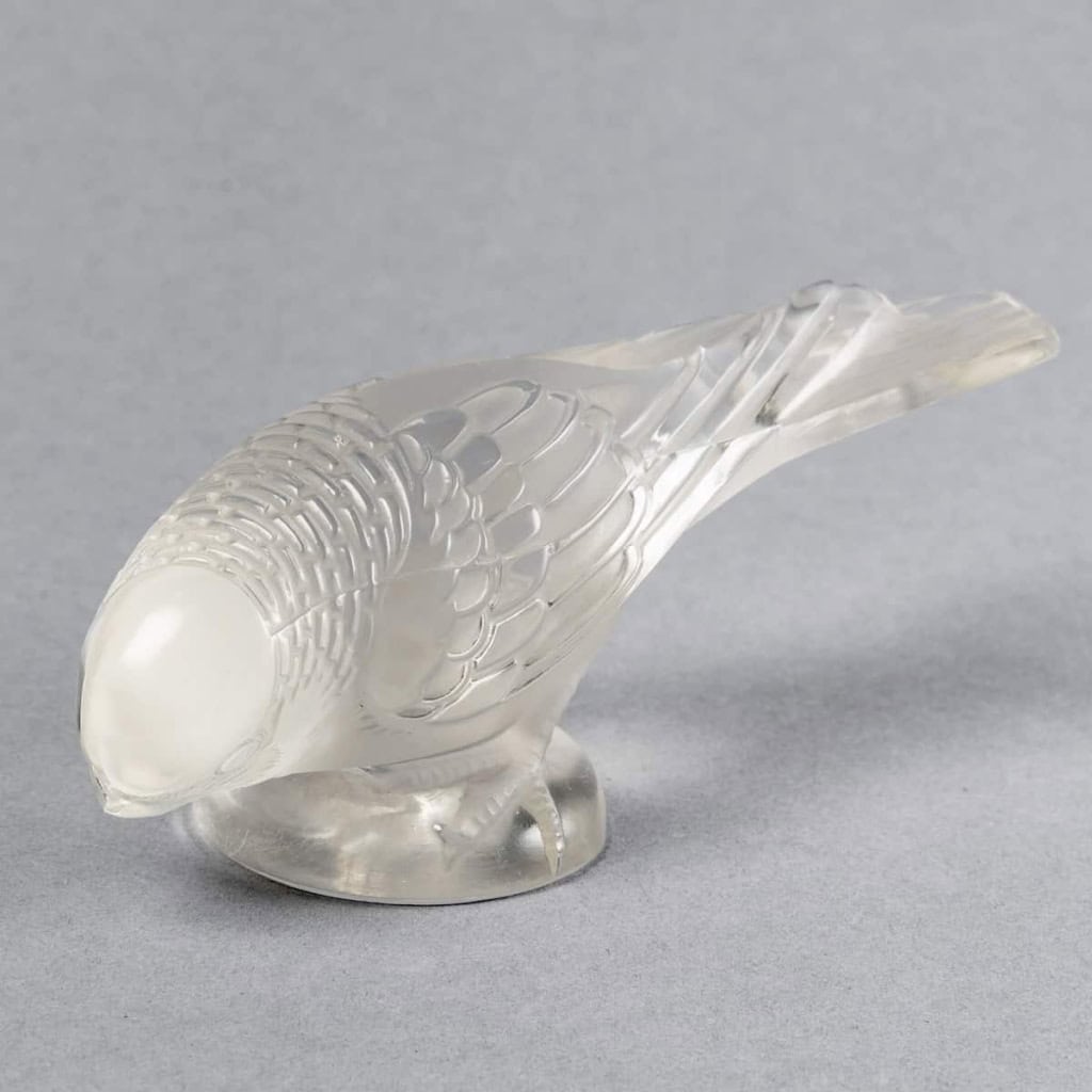 Statuette Presse-Papiers « Chardonnet Timide » verre blanc de René LALIQUE | Biron Statuette Presse-Papiers "Chardonnet Timide" verre blanc de René LALIQUE