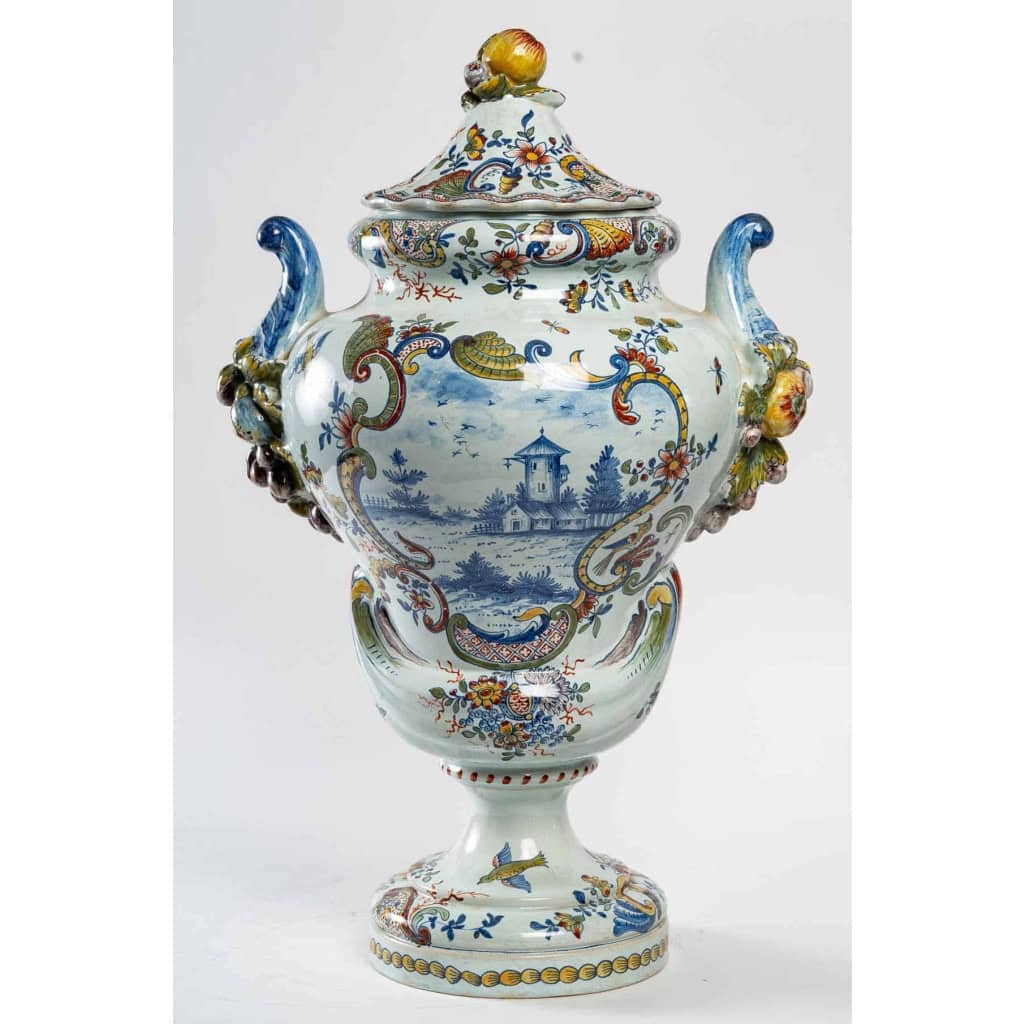 Pot couvert Delft polychrome, XVIIIème siècle | Biron ||||||||||||