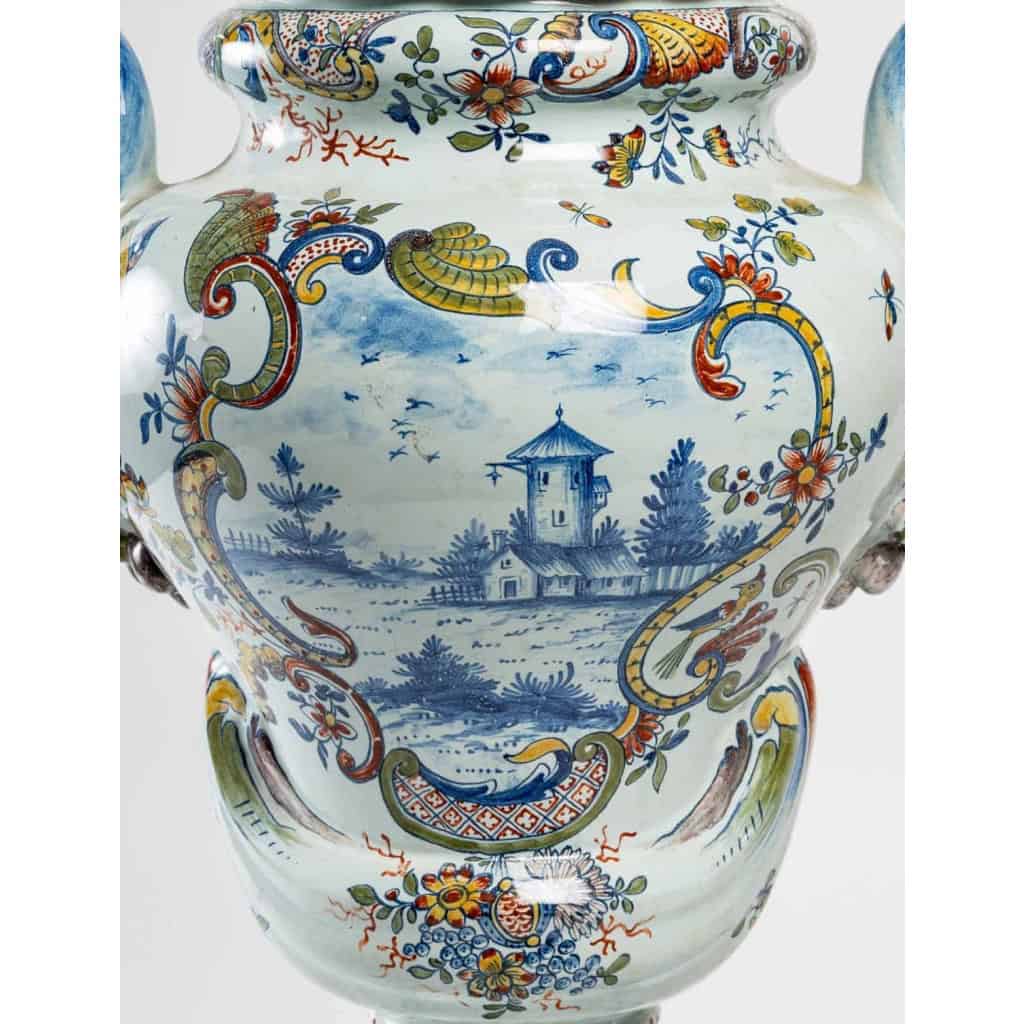 Pot couvert Delft polychrome, XVIIIème siècle | Biron Pot couvert Delft polychrome, XVIIIème siècle