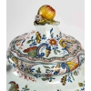 Pot couvert Delft polychrome, XVIIIème siècle | Biron Pot couvert Delft polychrome, XVIIIème siècle