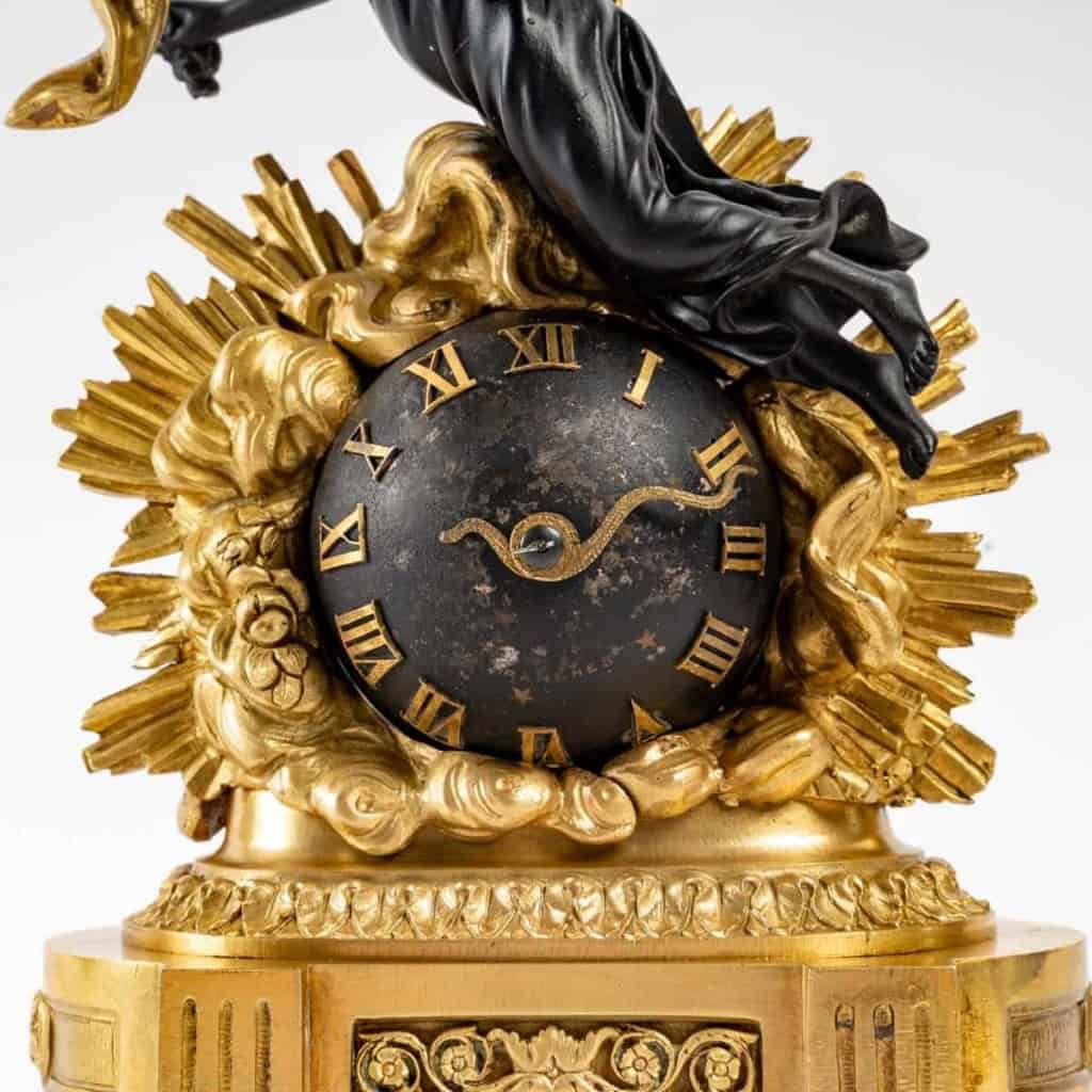 Pendule en bronze doré de stle Louis XIV fin XIXème siècle | Biron Pendule en bronze doré de stle Louis XIV fin XIXème siècle