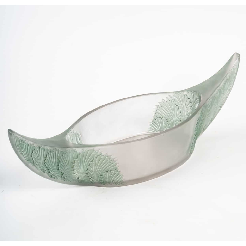 Jardinière Coupe « Acanthes » verre blanc patiné vert de René LALIQUE | Biron Jardinière Coupe "Acanthes" verre blanc patiné vert de René LALIQUE