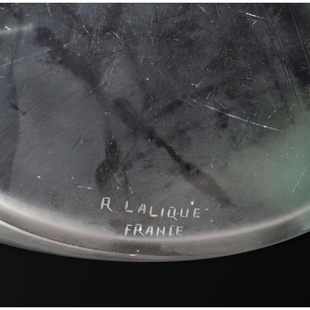Jardinière Coupe « Acanthes » verre blanc patiné vert de René LALIQUE | Biron Jardinière Coupe "Acanthes" verre blanc patiné vert de René LALIQUE