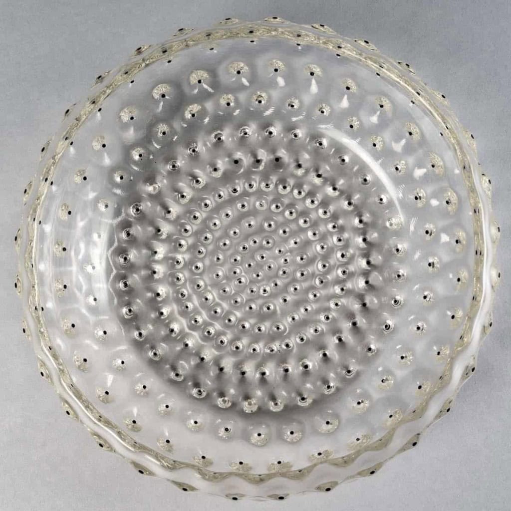 Coupe « Cactus » verre blanc émaillé noir de René LALIQUE | Biron Coupe "Cactus" verre blanc émaillé noir de René LALIQUE