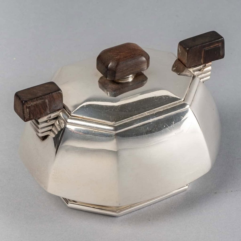 Service Thé et Café Pans Coupés argent massif prises en palissandre de Jean E. PUIFORCAT | Biron Service Thé et Café Pans Coupés argent massif prises en palissandre de Jean E. PUIFORCAT