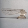 Mascotte Automobile « Petite Libellule » verre blanc de René LALIQUE | Biron Mascotte Automobile "Petite Libellule" verre blanc de René LALIQUE