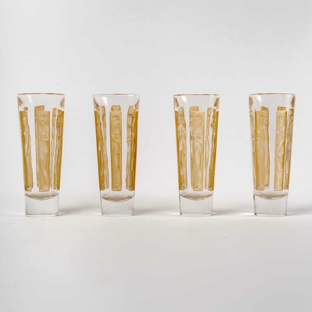 Suite de Gobelets « Six Figurines » verre blanc patiné sépia de René LALIQUE – 4 pièces | Biron |||||||