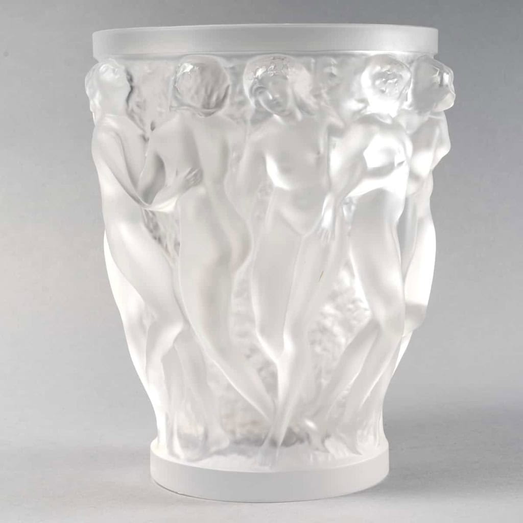 Vase « Bacchantes » cristal blanc de LALIQUE FRANCE | Biron ||||||