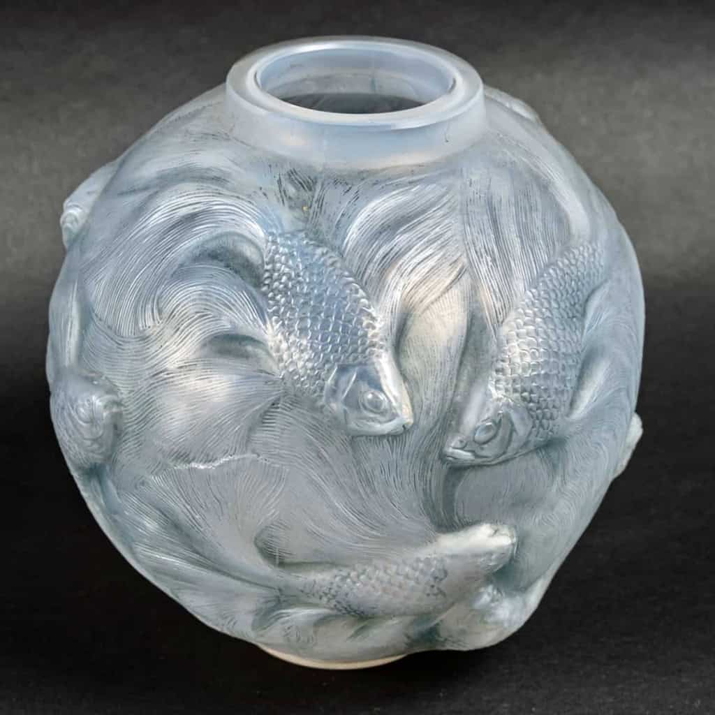 Vase "Formose" verre opalescent double couche patiné bleu-vert de René LALIQUE
