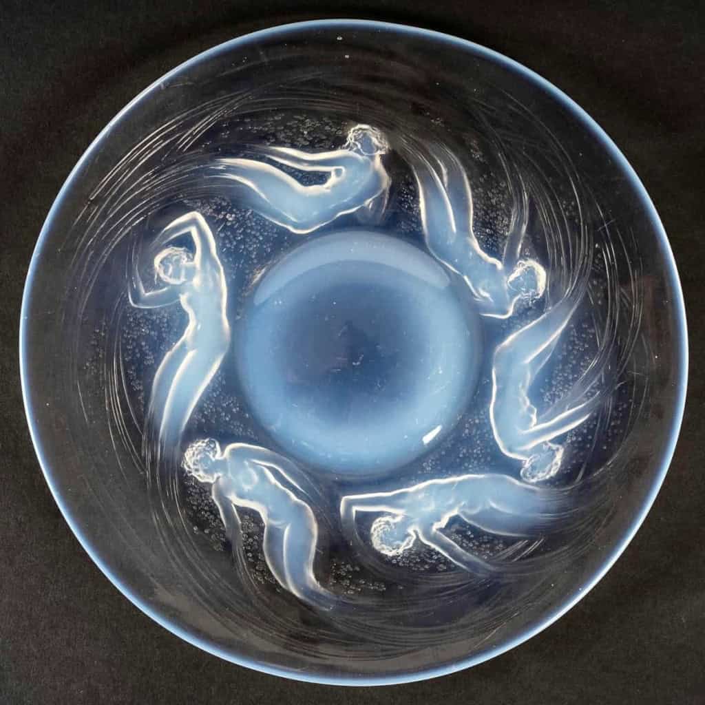 Assiette Plat « Ondines » verre opalescent de René LALIQUE | Biron Assiette Plat "Ondines" verre opalescent de René LALIQUE