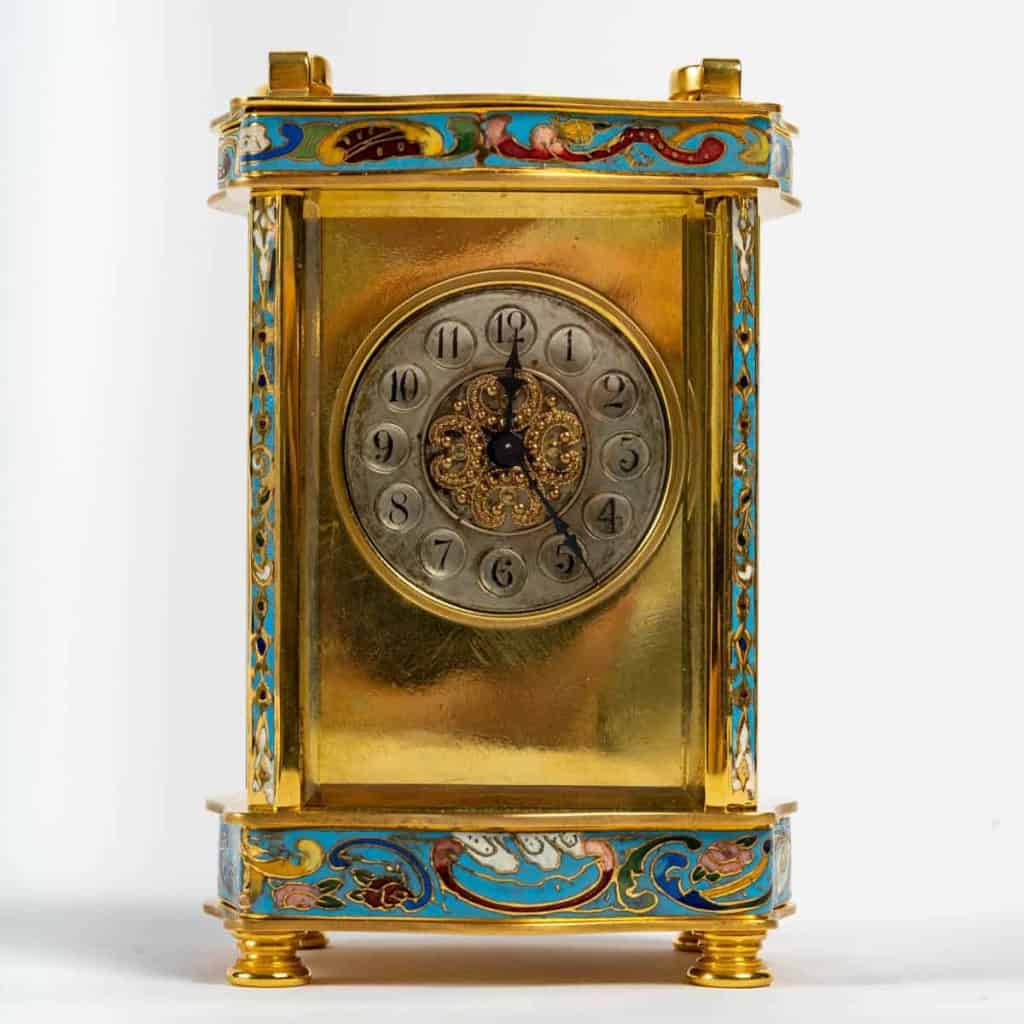 Pendule de voyage en bronze doré et émail cloisonné fin XIXème | Biron |||||||||