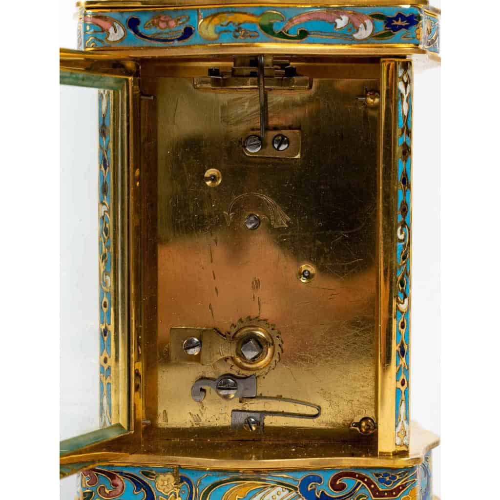 Pendule de voyage en bronze doré et émail cloisonné fin XIXème | Biron Pendule de voyage en bronze doré et émail cloisonné fin XIXème
