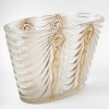 Vase « Terpsichore » verre blanc patiné sépia de René LALIQUE | Biron Vase "Terpsichore" verre blanc patiné sépia de René LALIQUE