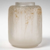Vase « Muguet » verre blanc patiné sépia de René LALIQUE | Biron |||||