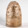 Brûle Parfums « Boutons D’Or » verre blanc patiné sépia de René LALIQUE pour les Lampes Berger | Biron Brûle Parfums "Boutons D'Or" verre blanc patiné sépia de René LALIQUE pour les Lampes Berger
