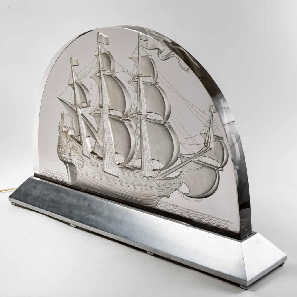 Surtout Décoratif « Caravelle » verre blanc de René LALIQUE | Biron Surtout Décoratif "Caravelle" verre blanc de René LALIQUE