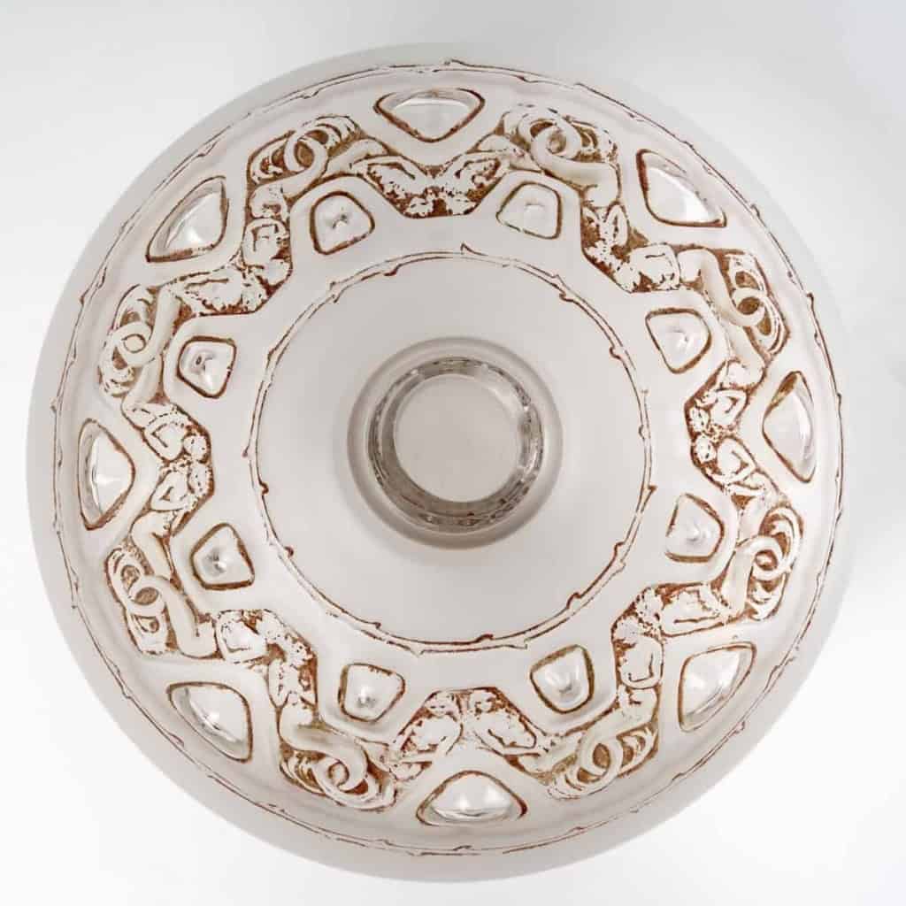 Vase « Sirènes et Cabochons » verre blanc patiné sépia de René LALIQUE | Biron Vase "Sirènes et Cabochons" verre blanc patiné sépia de René LALIQUE
